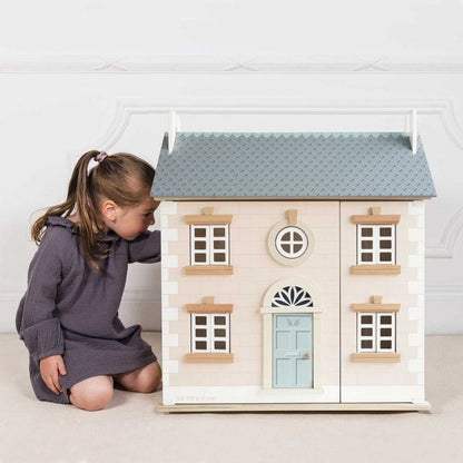 Bay Tree Wooden Dollhouse