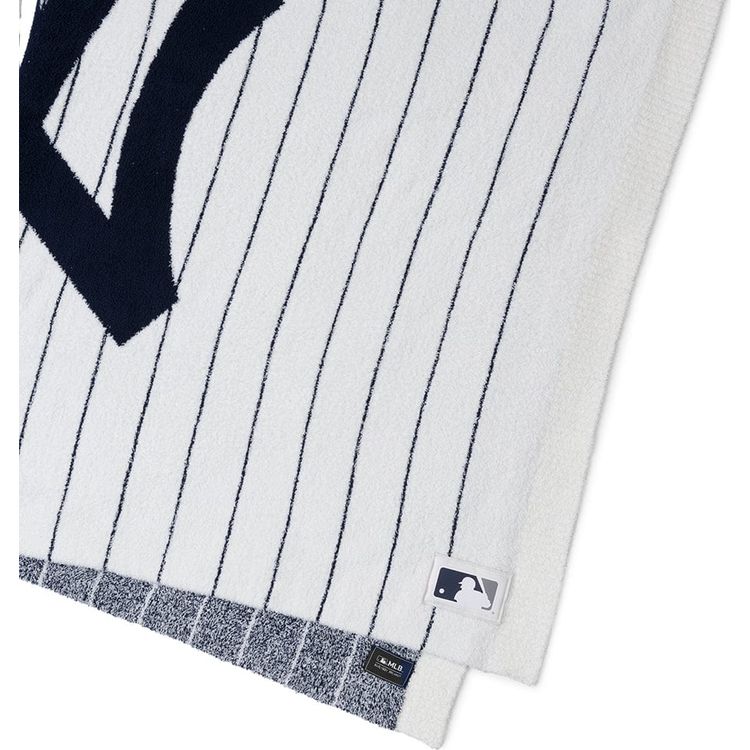 CozyChic New York Yankees Throw