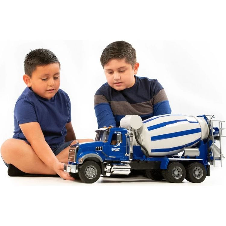 MACK Granite Cement Mixer
