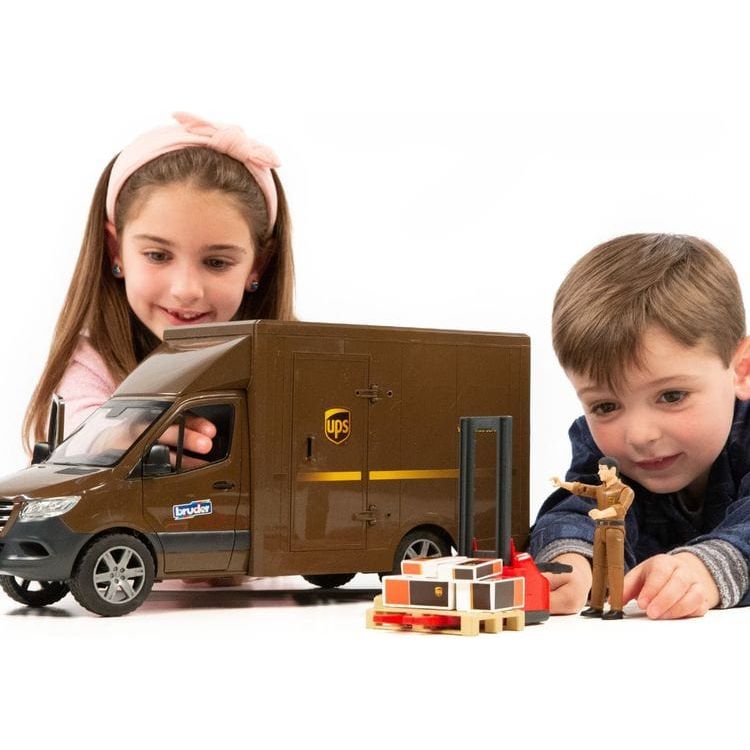 MB Sprinter UPS Truck with Driver Figure and Accessories
