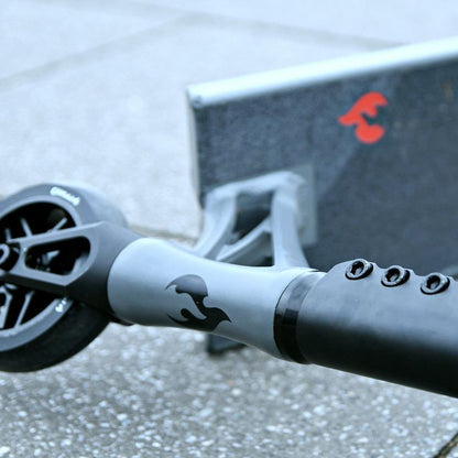 Micro Chilli Zeppelin Pro Scooter -  Black/Grey