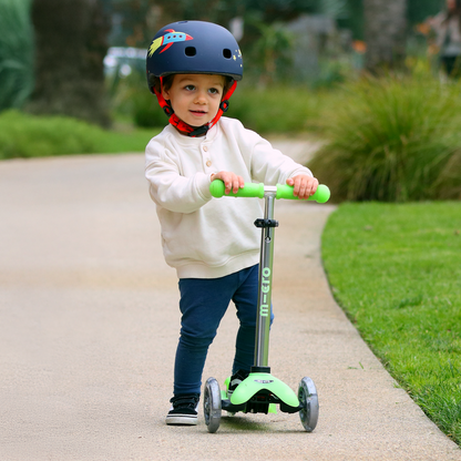 Mini Deluxe Glow LED Plus Scooter - Icy Lime
