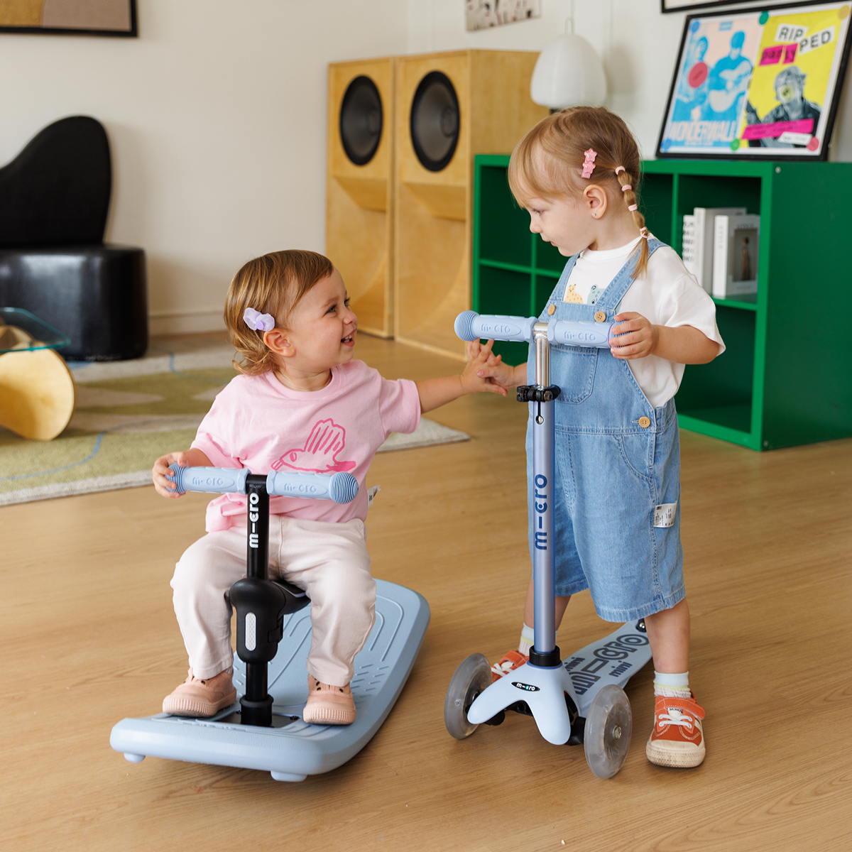 Mini Deluxe Rock & Go LED Scooter - Ocean Slate