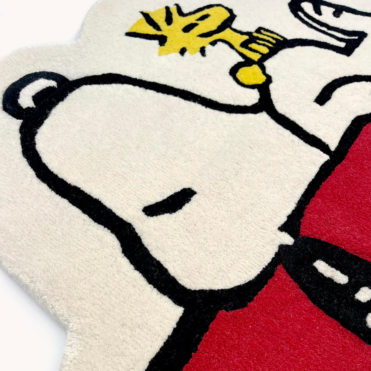 Peanuts Dog House Rug - 4' x 5'