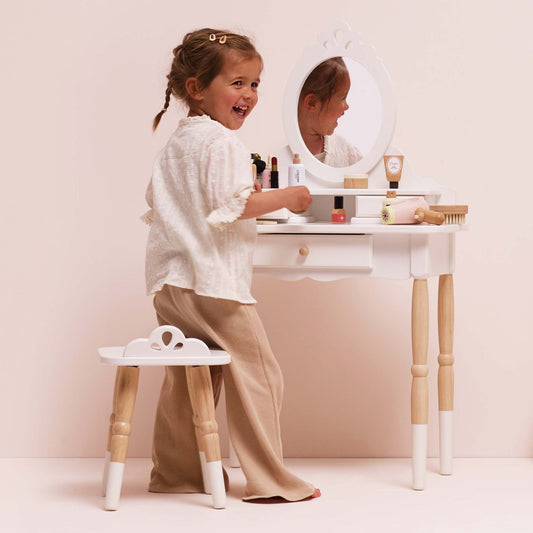 Wooden Hair Straighteners & Accessory Pretend Play Set